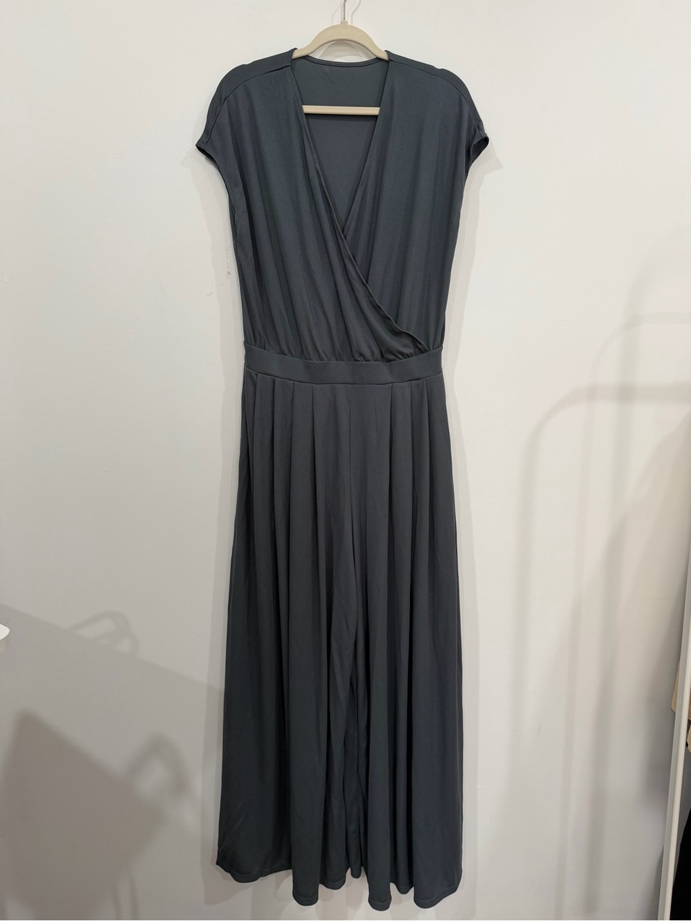 Halara V Neck Short Sleeve Side Pocket Wide Leg Flowy Waffle Jumpsuit LARGE
